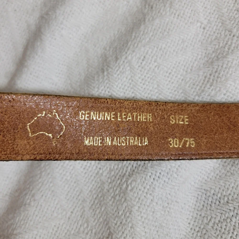 Australian Tooled Leather Belt Brown Copper Tone Buckle Sz 30 Boomerang Cangaroo